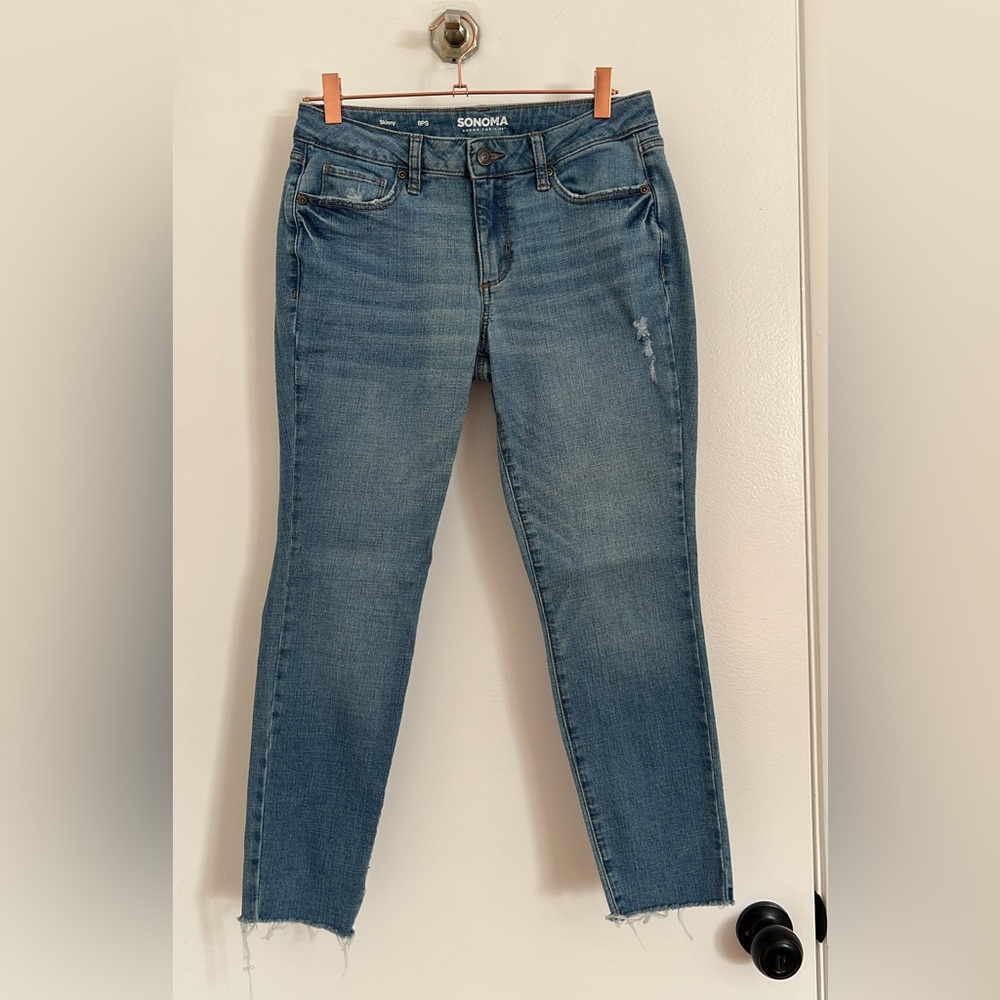 Sonoma Women's Skinny Jeans in Blue